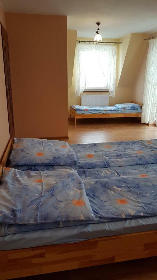 Pokoje Goscinne U Halinki ゾンプ エクステリア 写真